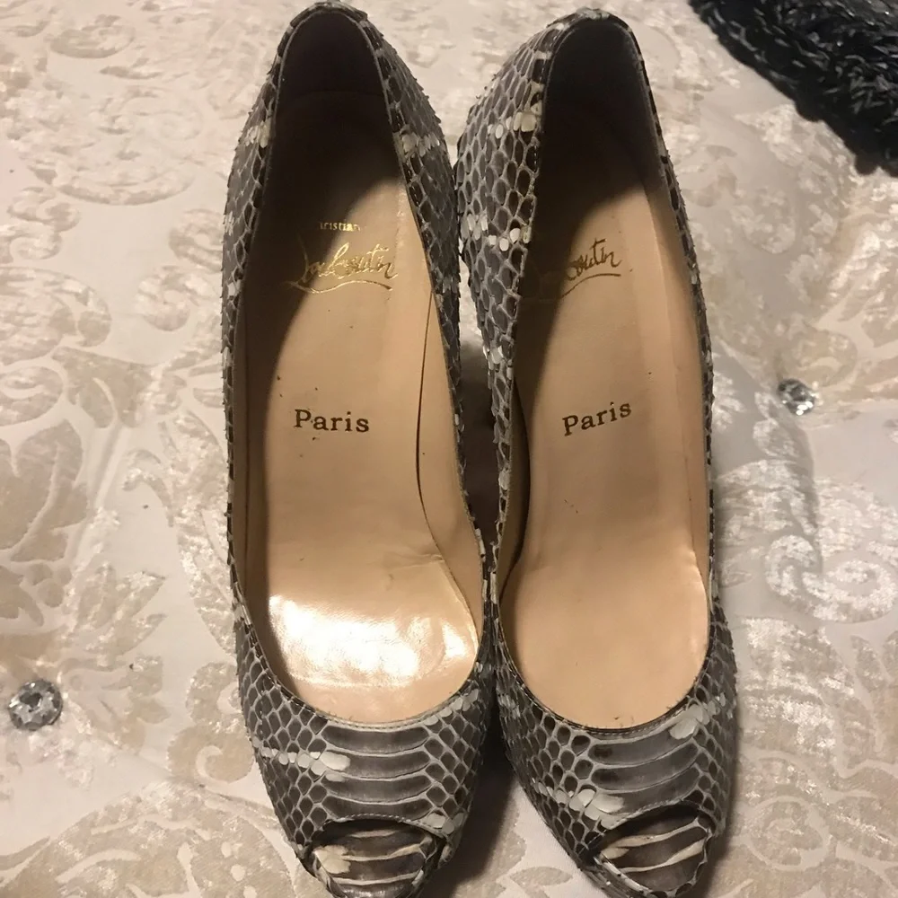 Authentic Christian Louboutin Python - Picture 2 of 12